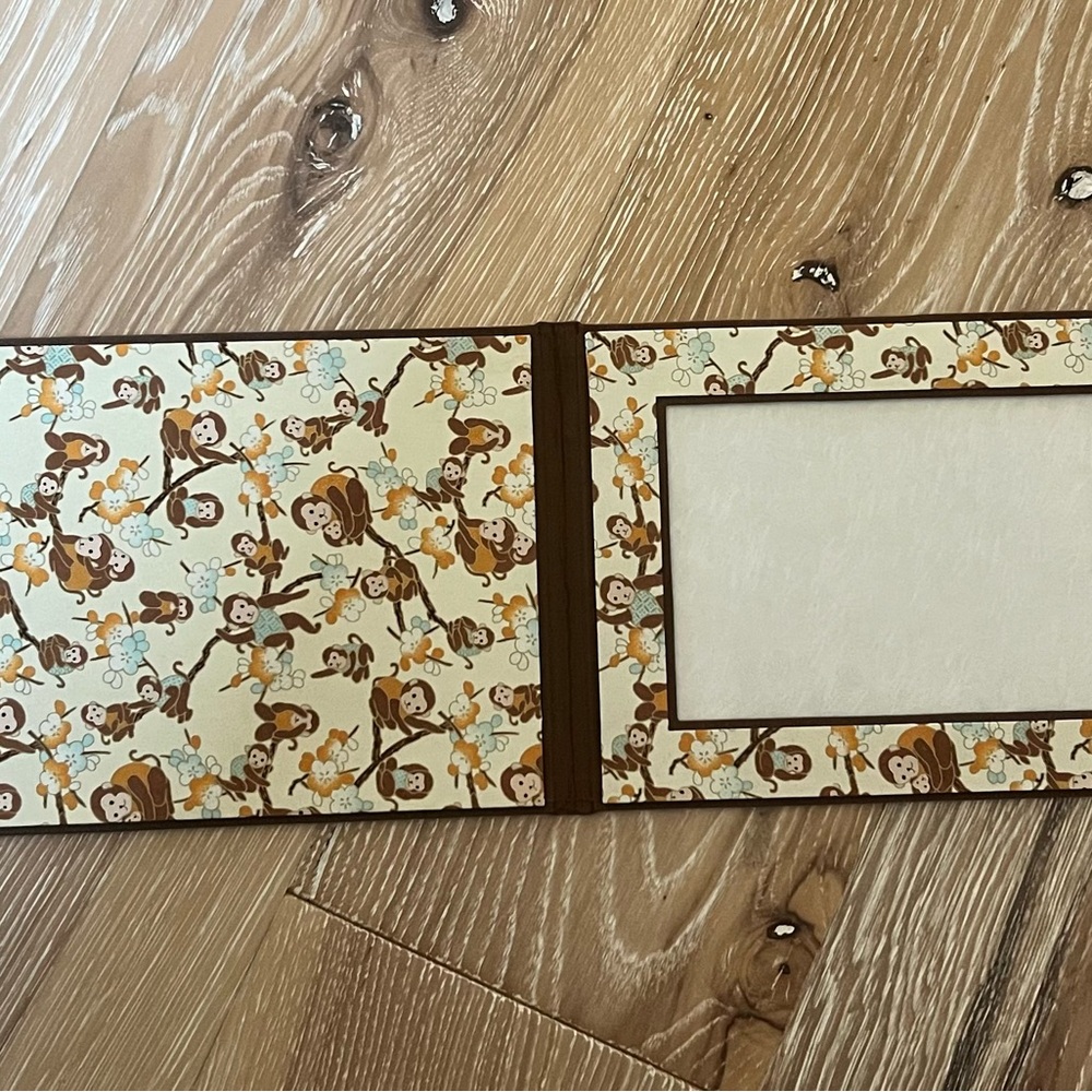 Traditional Brown and Cream Picture Frame Accent